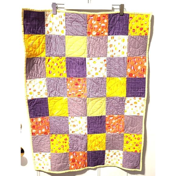 Handmade Patchwork Wall Hanging or Lap Quilt Easter Spring Pastel 35x26 - Picture 2 of 6